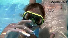 hardcore blowjob underwater with minnie manga 😍