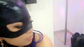 madrastra gatubela inicia en el mundo porno y es grabado por su hijastro 😏