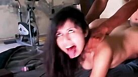 Amateurs moan in pleasure during blowjobs