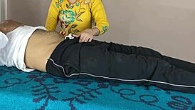 Big COCK massage turns into wild desi sex with Indian aunty bent over