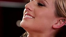 busty client tribbing dyke masseuse