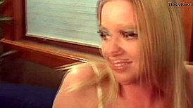 Hey, wanna lick some hot Italian babe's pussy?