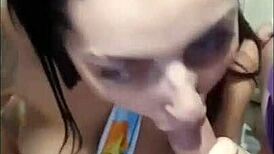 Rapaz Da Vivo Instala Internet E Casada Da Gostoso Pra Ele E Ajudante