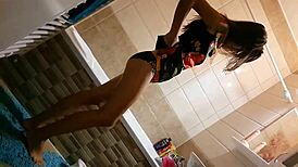 Voyeur Spies On Pretty Babe Bathing In Shower