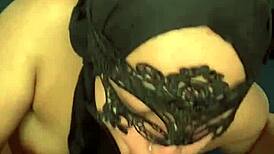 Bi muslim gives blowjob