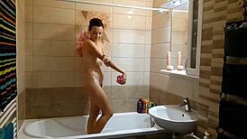 Voyeur Spies On Pretty Babe Bathing In Shower