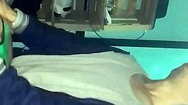 me pongo bucaneras verde me la chupa y cogemos de perrito