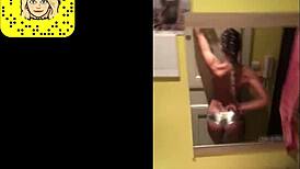 Cette Bombe De Barbara Est La Reine De Lexhibition