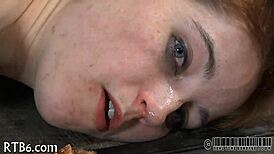 Ferocious whipping contrasts hotty's submission