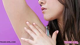 Heyy, this young brunette nails her casting and cums! 😍