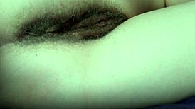 Моя волосатая жопа подмигивает крупным планом минуты