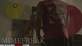 Savannah Sixx BTS Sex Scene