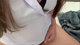 Thai college girl rides hard in selfie vid!