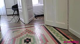 yo, caught drew dixon & koldo goran in elevator!