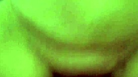 Am prins mama vitregă fierbinte pawg cu sâni naturali mari și am ajutat-o să termine