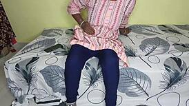 boyfriend fucks girlfriend's ass during period 😈