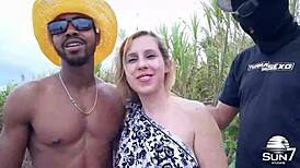 A loira safada joined the crew to please the gifted guys