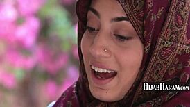 dialogic-provocative muslim woman, wanna meet every black man in the neighborhood?