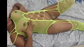 Preta enjoys blowjob on big black cock