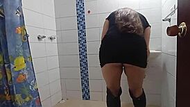 Wife shows huge cameltoe to brother-in-law in bathroom