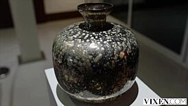 Vixen Elsa Jean unleashes her horny side with licking and riding