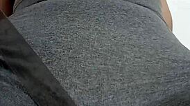 Castigo al coño con nalgadas por diez minutos