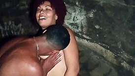 Risky Public Sex on Beach, Brunette Escapes Police While Flashing Outdoors!