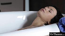 i licked her big pussy lips while she fingered my petite milf cunt