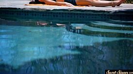 Velike sise pastorka 18+ dobi pasji stil trdo v fantaziji v spalnici