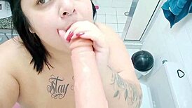 gozei escondida no chão do banheiro, mary jhuana é demais