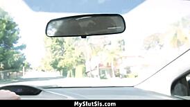 Stepbro Caught Jerking While Looking His Stepsister Showering - Myslutsis