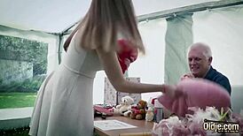 Teen Pussy Sucked And Smashed By Old Cock In Garage Cowgirl Cumshot