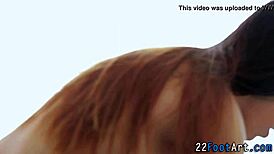 Pelacur Cantik Beri Footjob Pancut