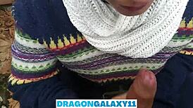 Risky outdoor blowjob in park near curious neighbors