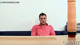 Lihava poliisinainen imee aasialaisen varasta kovaa suihinotto!