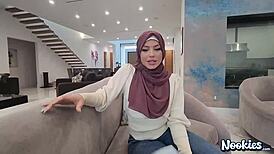 Nookies Hijab Fantasy - Shopaholic Gets Fucked!