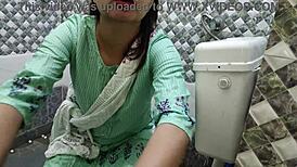 i fucked my naughty indian stepmom at home