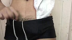 Izgalmas ázsiai meleg webkamerás session bontakozik ki