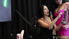 Anabele and Tifany swing outdoors