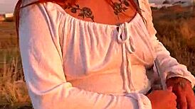 Desconocida Invites Me for Public Street Fucking with Cumshot Finish