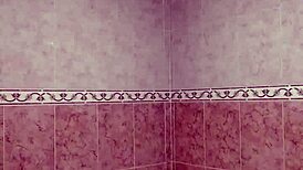 cojiendo y mamando puta infiel culona en jacuzzi, gimiendo y gozando la verga