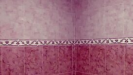 cojiendo y mamando puta infiel culona en jacuzzi, gimiendo y gozando la verga