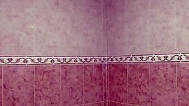 cojiendo y mamando puta infiel culona en jacuzzi, gimiendo y gozando la verga