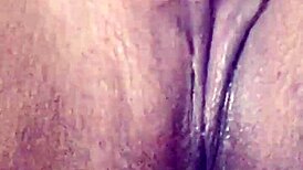 pretty pussy dripping cums squirts analaysya moore