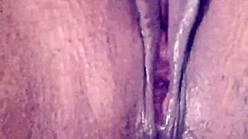 pretty pussy dripping cums squirts analaysya moore