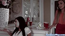 gorgeous teen 18+ scissoring outdoors! watch her moan!