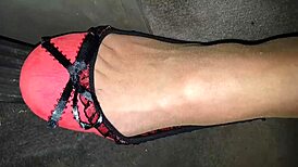 milf shares intimate webcam moments