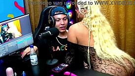 Andressa Sanchez Shows Ass to Camera for Ruan