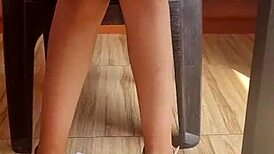 ESPIANDO BAJO FALDAS SECRETARIA ARGENTINA NATALY