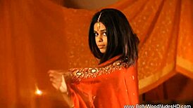 The Rose of India lays down erotic, getting clothes ripped 😍